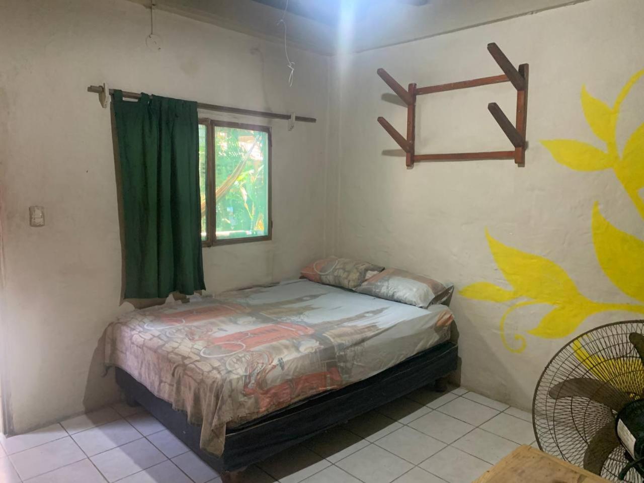 Hostal Mamacucha Монтаньїта Екстер'єр фото